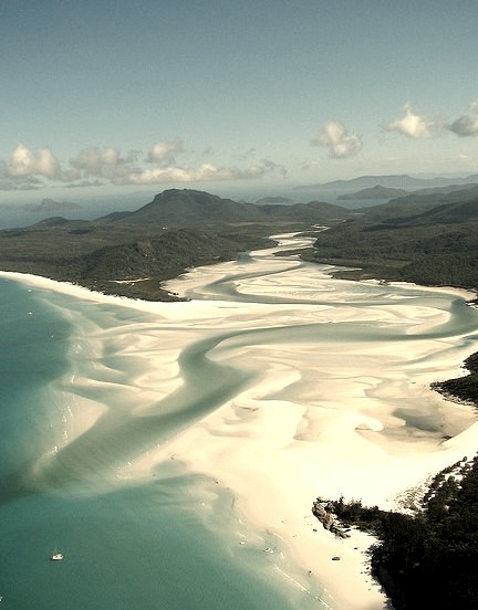 Whitehaven Beach in Whitsunday Islands, Queensland, Australia