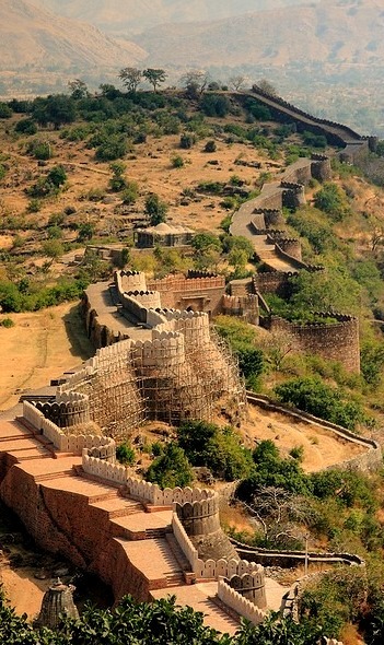 The walls of Kumbalgarh Fortress in Rajasthan, India
