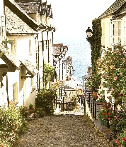 Picturesque cobbled streets of Clovelly, North Devon, England